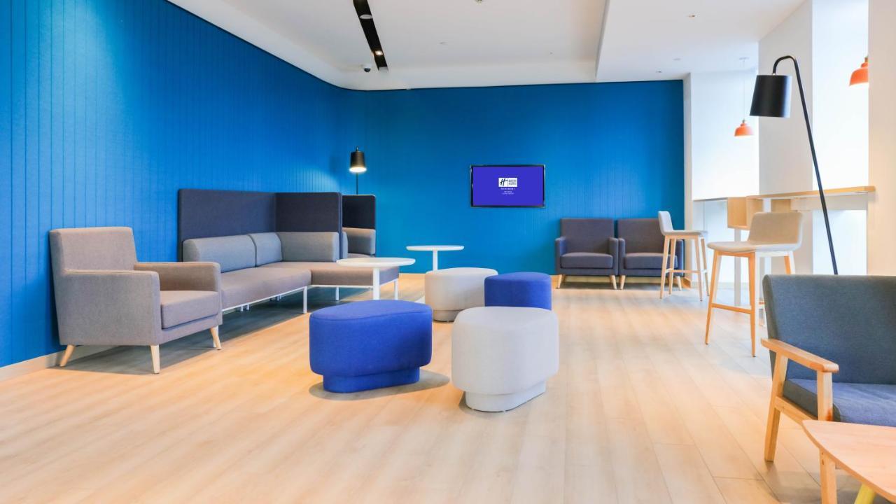 Holiday Inn Express Shanghai Pudong Airport By Ihg Eksteriør billede