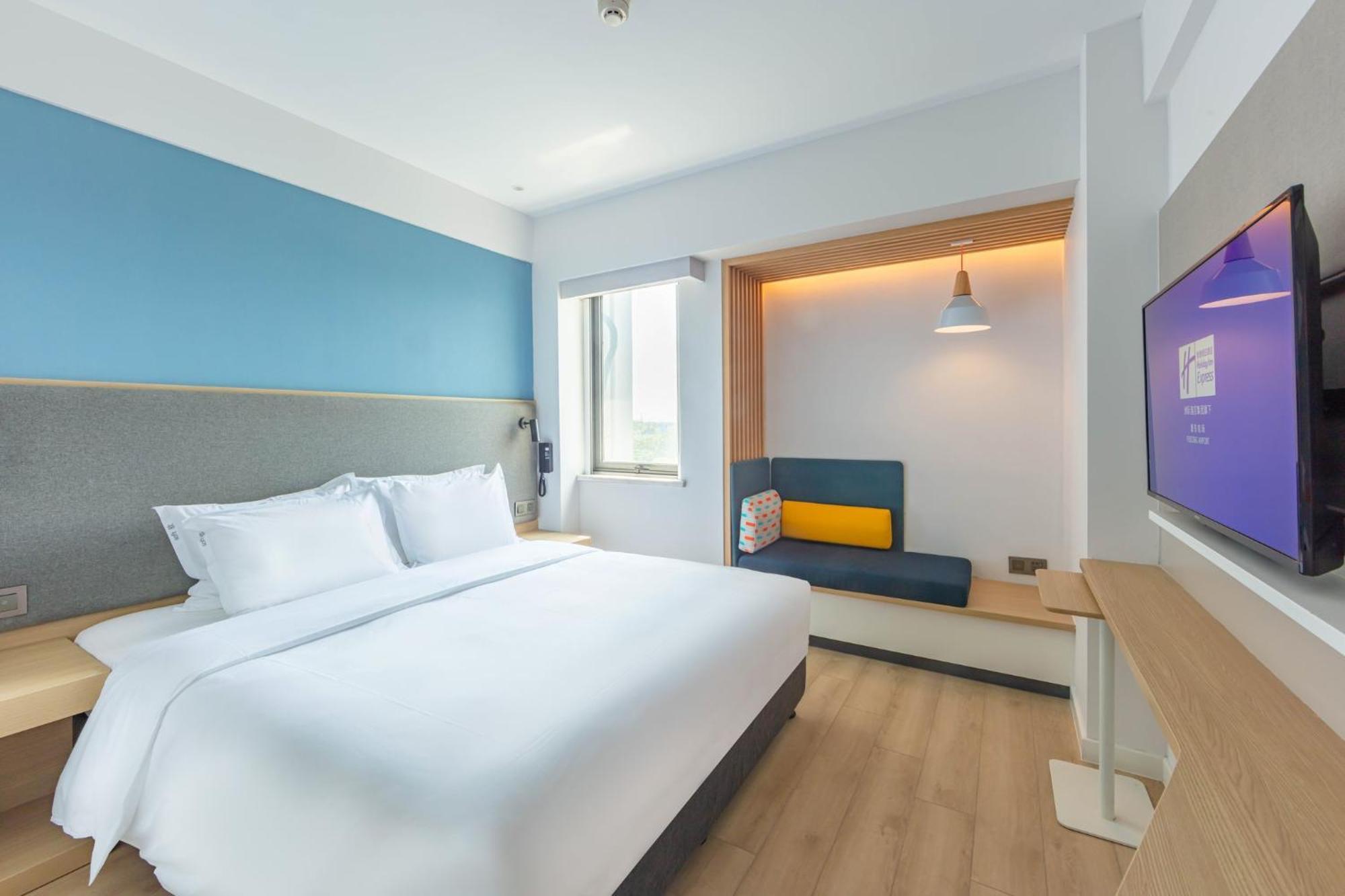 Holiday Inn Express Shanghai Pudong Airport By Ihg Eksteriør billede